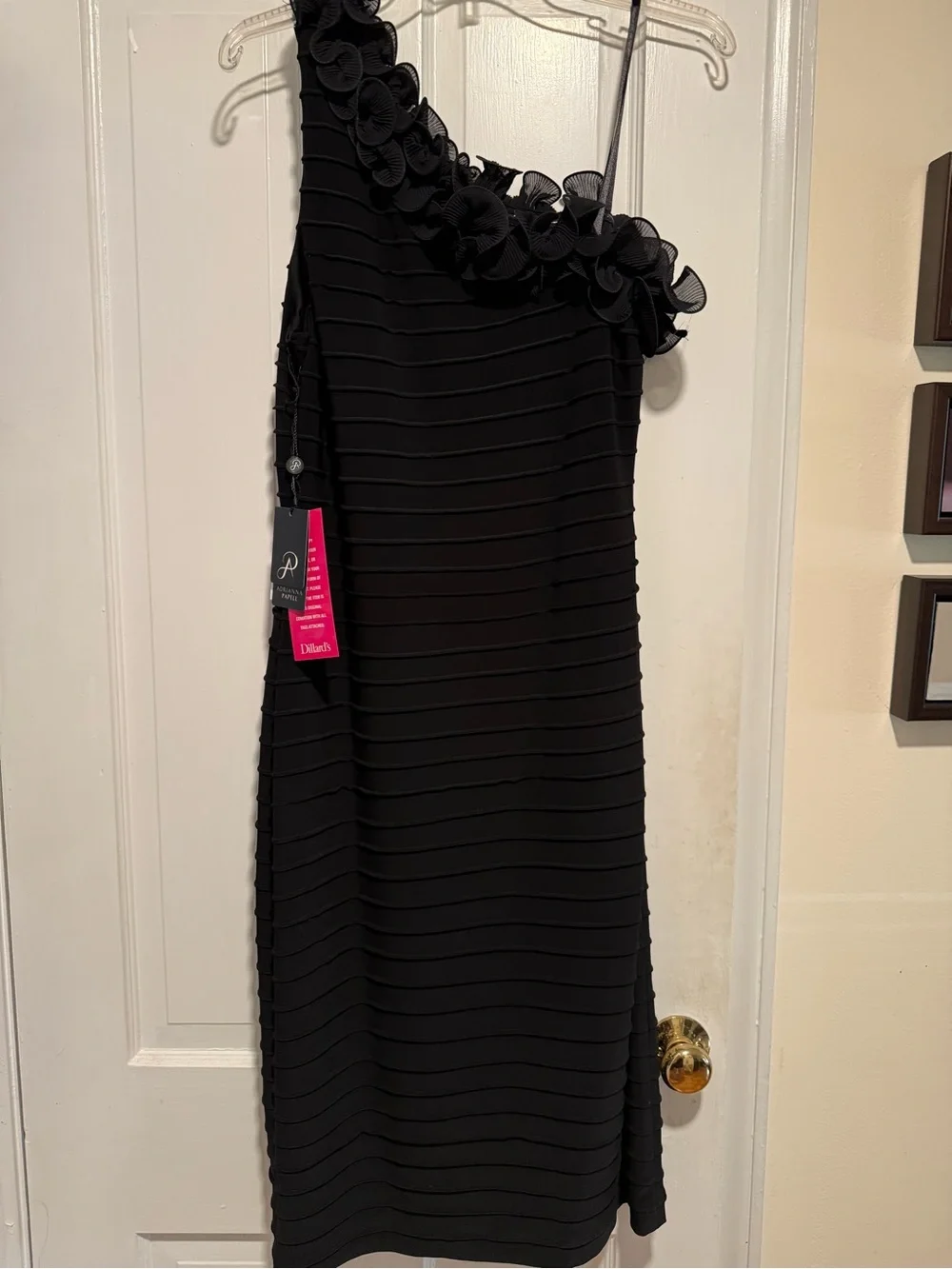 Adrianna Papell chic one